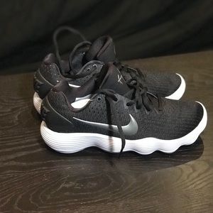 Nike Women’s Hyperdunk 2017 - size 7.5